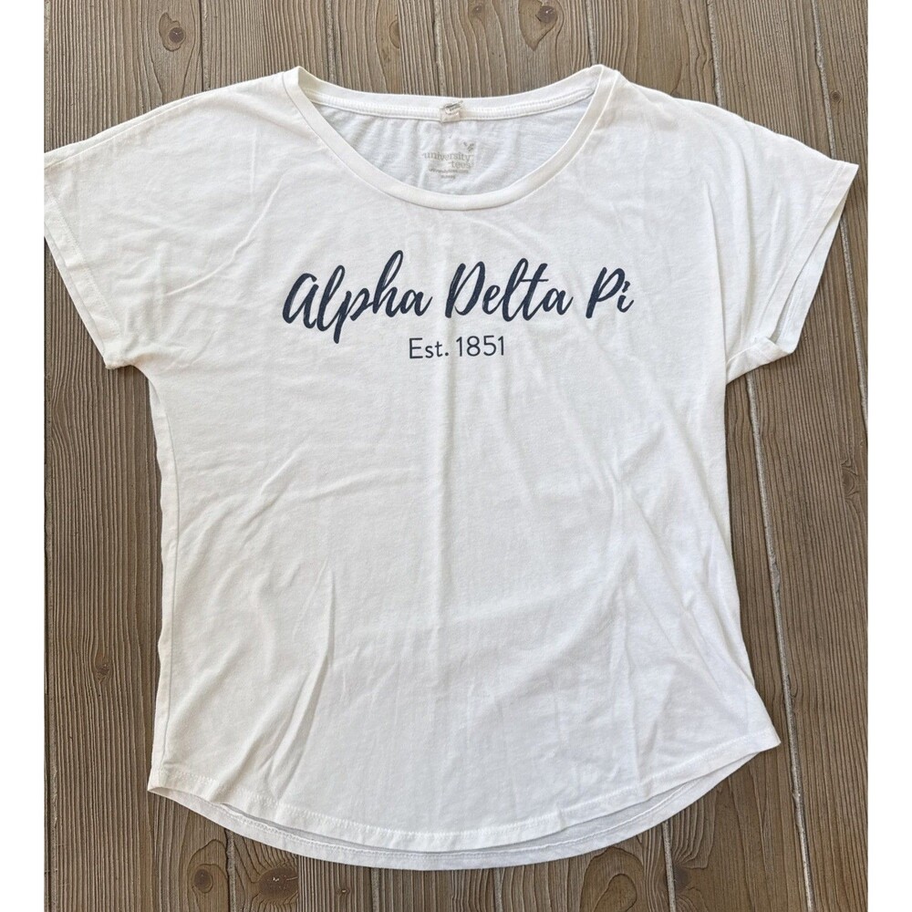 Women’s Alpha Delta Pi Vintage Style White Graphic Short Sleeve Tee Shirt - M